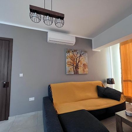 דירות מרססקלה Zenia Court מראה חיצוני תמונה