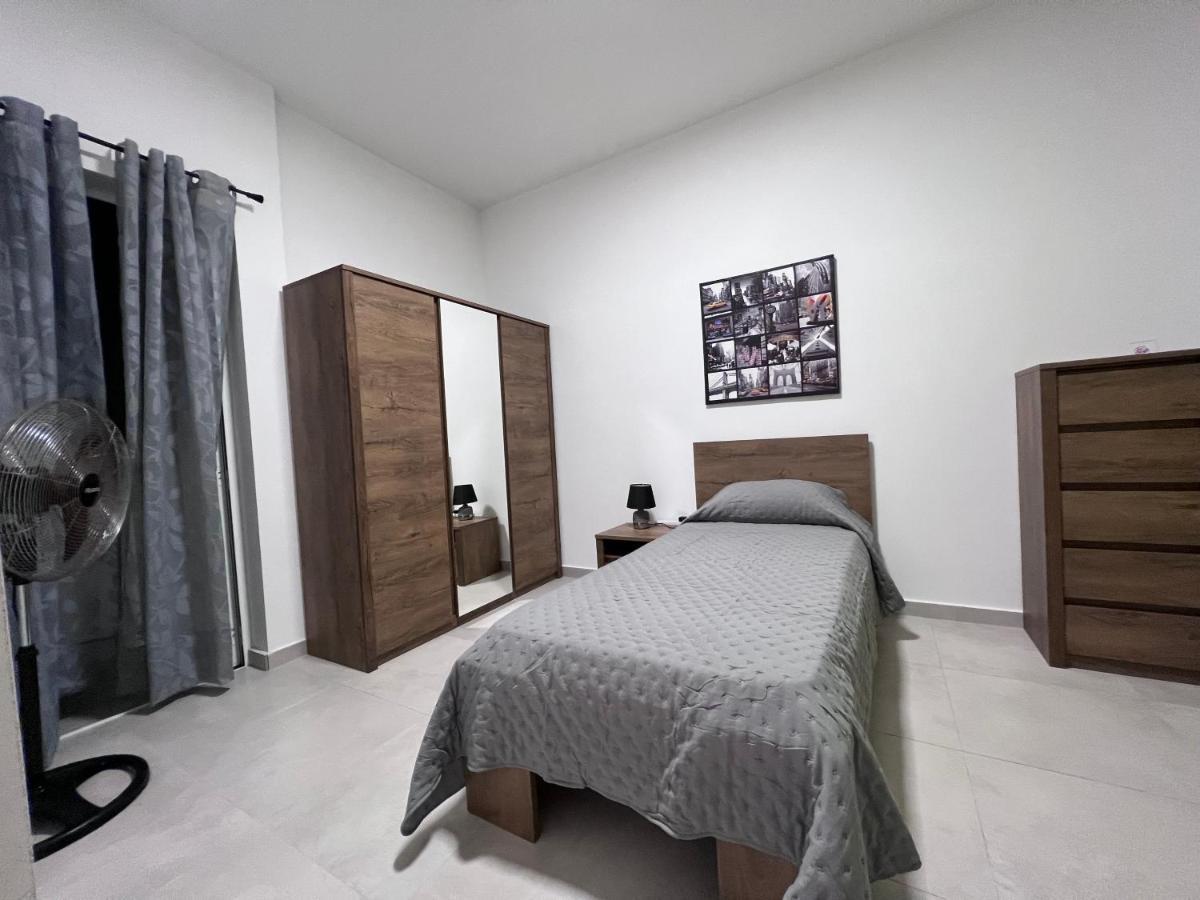 דירות מרססקלה Zenia Court מראה חיצוני תמונה