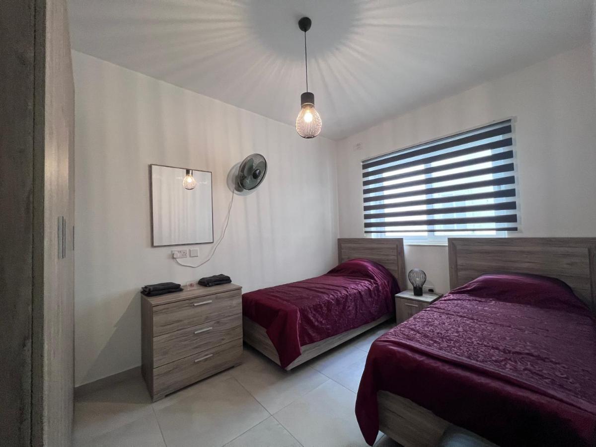 דירות מרססקלה Zenia Court מראה חיצוני תמונה